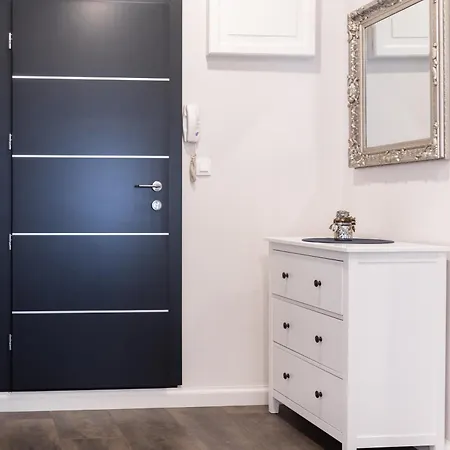 דירה Korina זאדאר