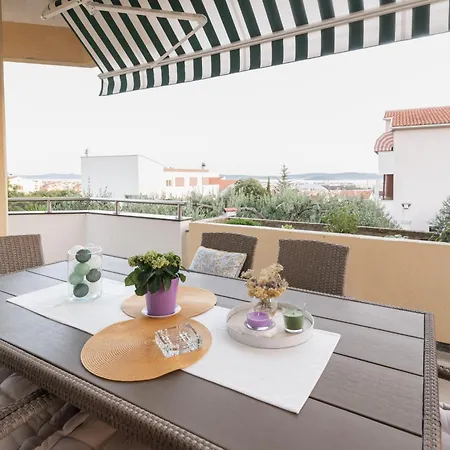 Апартаменти Korina *