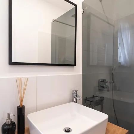 Korina Apartment